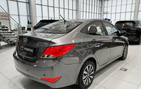 Hyundai Solaris II рестайлинг, 2015 год, 800 000 рублей, 9 фотография