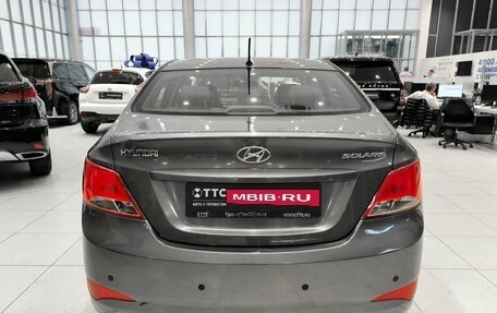 Hyundai Solaris II рестайлинг, 2015 год, 800 000 рублей, 10 фотография