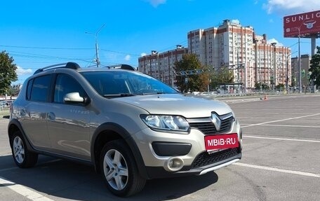 Renault Sandero II рестайлинг, 2017 год, 1 030 000 рублей, 1 фотография