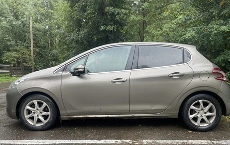 Peugeot 208 II, 2013 год, 450 000 рублей, 1 фотография