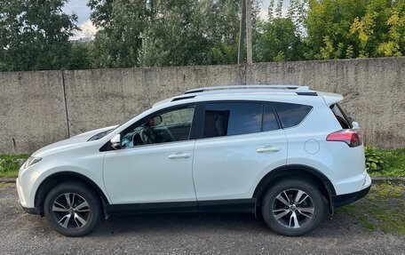 Toyota RAV4, 2017 год, 2 799 000 рублей, 3 фотография