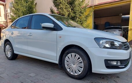 Volkswagen Polo VI (EU Market), 2017 год, 1 200 000 рублей, 2 фотография