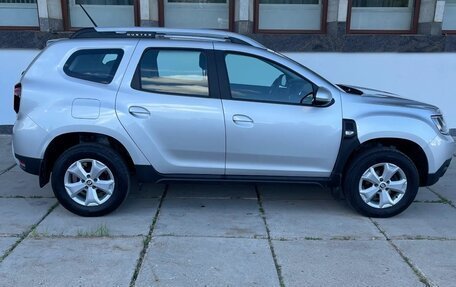 Renault Duster, 2021 год, 2 200 000 рублей, 2 фотография