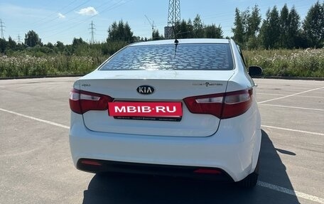 KIA Rio III рестайлинг, 2014 год, 820 000 рублей, 4 фотография