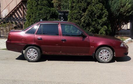 Daewoo Nexia I рестайлинг, 2008 год, 140 000 рублей, 2 фотография