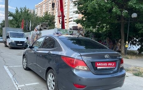Hyundai Solaris II рестайлинг, 2012 год, 710 000 рублей, 16 фотография