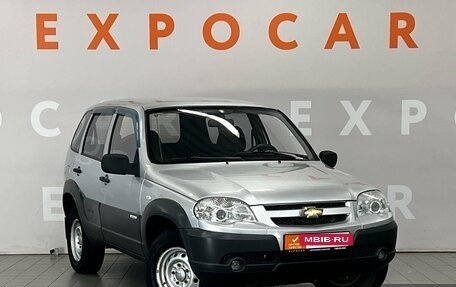 Chevrolet Niva I рестайлинг, 2011 год, 475 000 рублей, 3 фотография