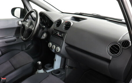 Mitsubishi Colt VI рестайлинг, 2005 год, 347 000 рублей, 6 фотография