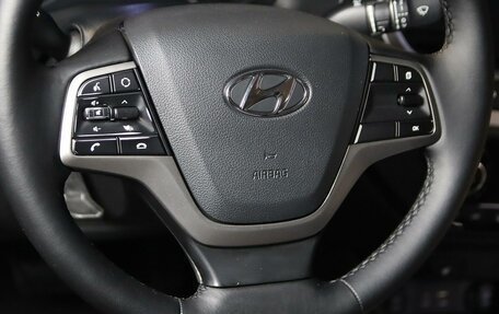 Hyundai Solaris II рестайлинг, 2018 год, 1 049 000 рублей, 11 фотография