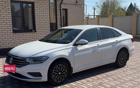 Volkswagen Jetta VII, 2020 год, 1 850 000 рублей, 2 фотография