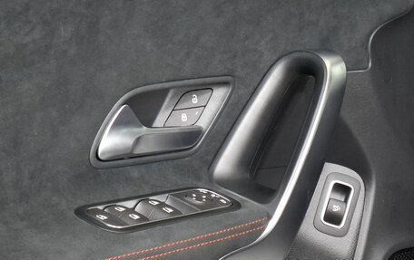 Mercedes-Benz CLA, 2020 год, 4 500 000 рублей, 11 фотография