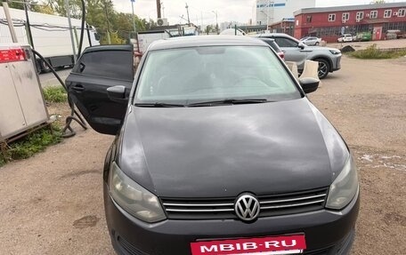Volkswagen Polo VI (EU Market), 2012 год, 450 000 рублей, 2 фотография