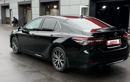 Toyota Camry, 2021 год, 2 990 000 рублей, 6 фотография