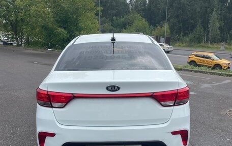 KIA Rio IV, 2018 год, 1 150 000 рублей, 2 фотография