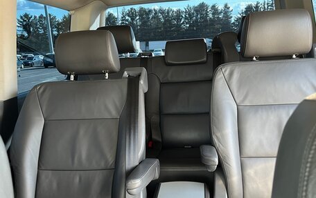 Volkswagen Multivan T5, 2009 год, 2 700 000 рублей, 24 фотография