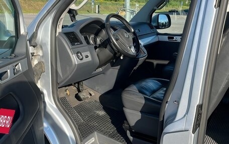 Volkswagen Multivan T5, 2009 год, 2 700 000 рублей, 26 фотография
