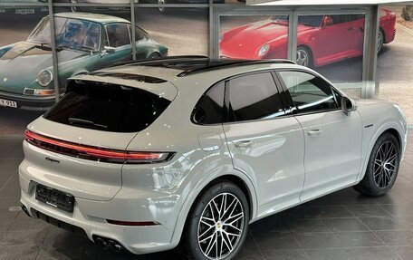 Porsche Cayenne III, 2025 год, 18 025 000 рублей, 5 фотография