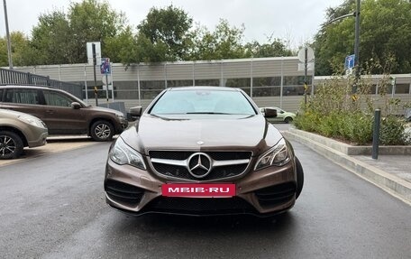Mercedes-Benz E-Класс, 2014 год, 2 200 000 рублей, 2 фотография