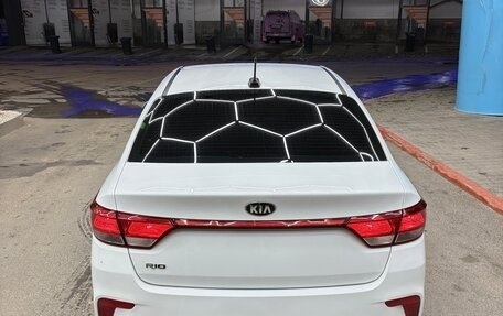 KIA Rio IV, 2019 год, 900 000 рублей, 8 фотография