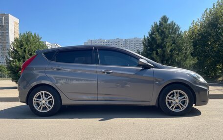 Hyundai Solaris II рестайлинг, 2012 год, 950 000 рублей, 8 фотография