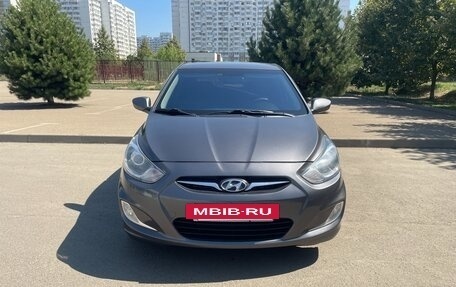 Hyundai Solaris II рестайлинг, 2012 год, 950 000 рублей, 2 фотография