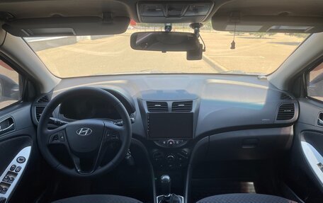 Hyundai Solaris II рестайлинг, 2012 год, 950 000 рублей, 11 фотография