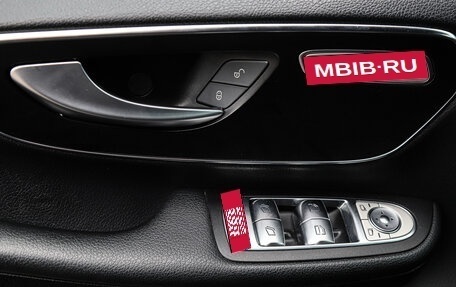 Mercedes-Benz V-Класс, 2021 год, 5 200 000 рублей, 18 фотография