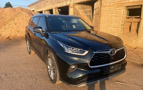 Toyota Highlander, 2024 год, 4 150 000 рублей, 7 фотография