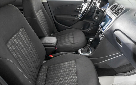 Volkswagen Polo VI (EU Market), 2015 год, 1 149 000 рублей, 23 фотография
