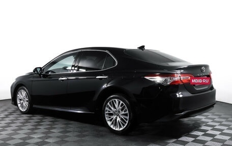 Toyota Camry, 2019 год, 2 890 000 рублей, 7 фотография