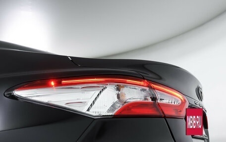 Toyota Camry, 2019 год, 2 890 000 рублей, 20 фотография