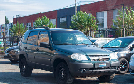 Chevrolet Niva I рестайлинг, 2015 год, 589 000 рублей, 8 фотография