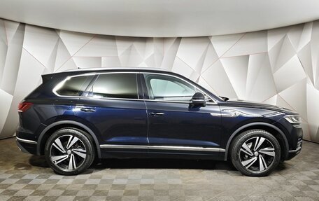 Volkswagen Touareg III, 2020 год, 4 900 000 рублей, 6 фотография