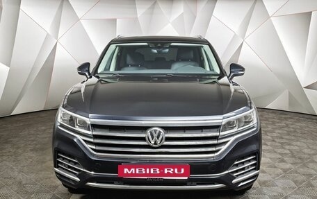 Volkswagen Touareg III, 2020 год, 4 900 000 рублей, 7 фотография