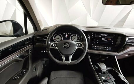 Volkswagen Touareg III, 2020 год, 4 900 000 рублей, 20 фотография