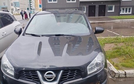 Nissan Qashqai, 2010 год, 400 000 рублей, 2 фотография