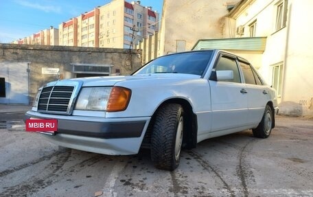 Mercedes-Benz E-Класс, 1993 год, 950 000 рублей, 38 фотография