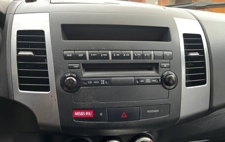 Mitsubishi Outlander III рестайлинг 3, 2008 год, 1 050 000 рублей, 37 фотография