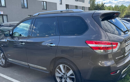 Nissan Pathfinder, 2014 год, 1 999 000 рублей, 3 фотография