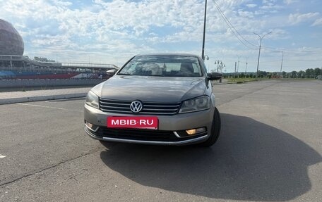 Volkswagen Passat B7, 2011 год, 850 000 рублей, 2 фотография