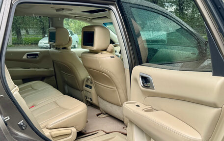 Nissan Pathfinder, 2014 год, 1 999 000 рублей, 17 фотография