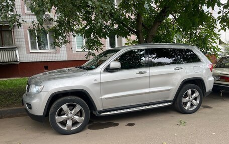 Jeep Grand Cherokee, 2011 год, 1 800 000 рублей, 2 фотография