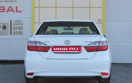 Toyota Camry, 2015 год, 1 695 000 рублей, 5 фотография