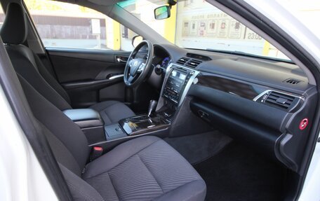 Toyota Camry, 2015 год, 1 695 000 рублей, 14 фотография