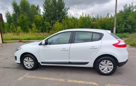 Renault Megane III, 2015 год, 950 000 рублей, 2 фотография