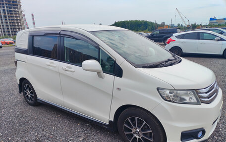Honda Freed I, 2011 год, 1 100 000 рублей, 3 фотография