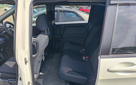 Honda Freed I, 2011 год, 1 100 000 рублей, 8 фотография