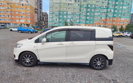 Honda Freed I, 2011 год, 1 100 000 рублей, 4 фотография