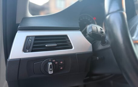 BMW 3 серия, 2011 год, 1 200 000 рублей, 13 фотография