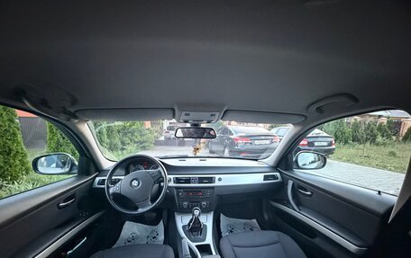BMW 3 серия, 2011 год, 1 200 000 рублей, 11 фотография